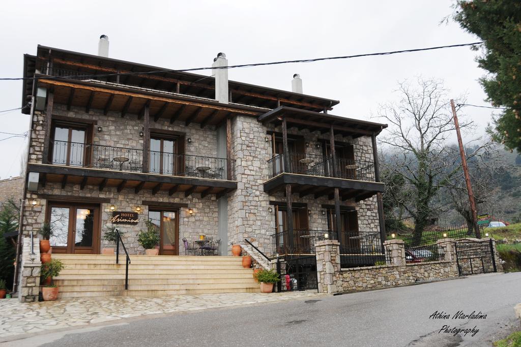 Asimina Guesthouse, Eptalofos Parnassos Ngoại thất bức ảnh